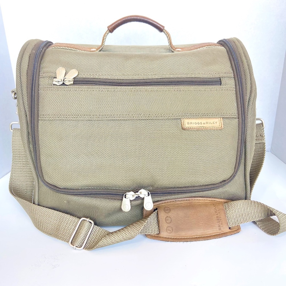 Briggs and Riley Travel bag